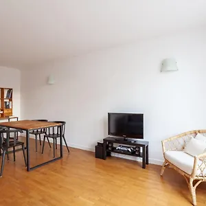 Spacious 1br | Near City Center & Baby-friendly! Lyon